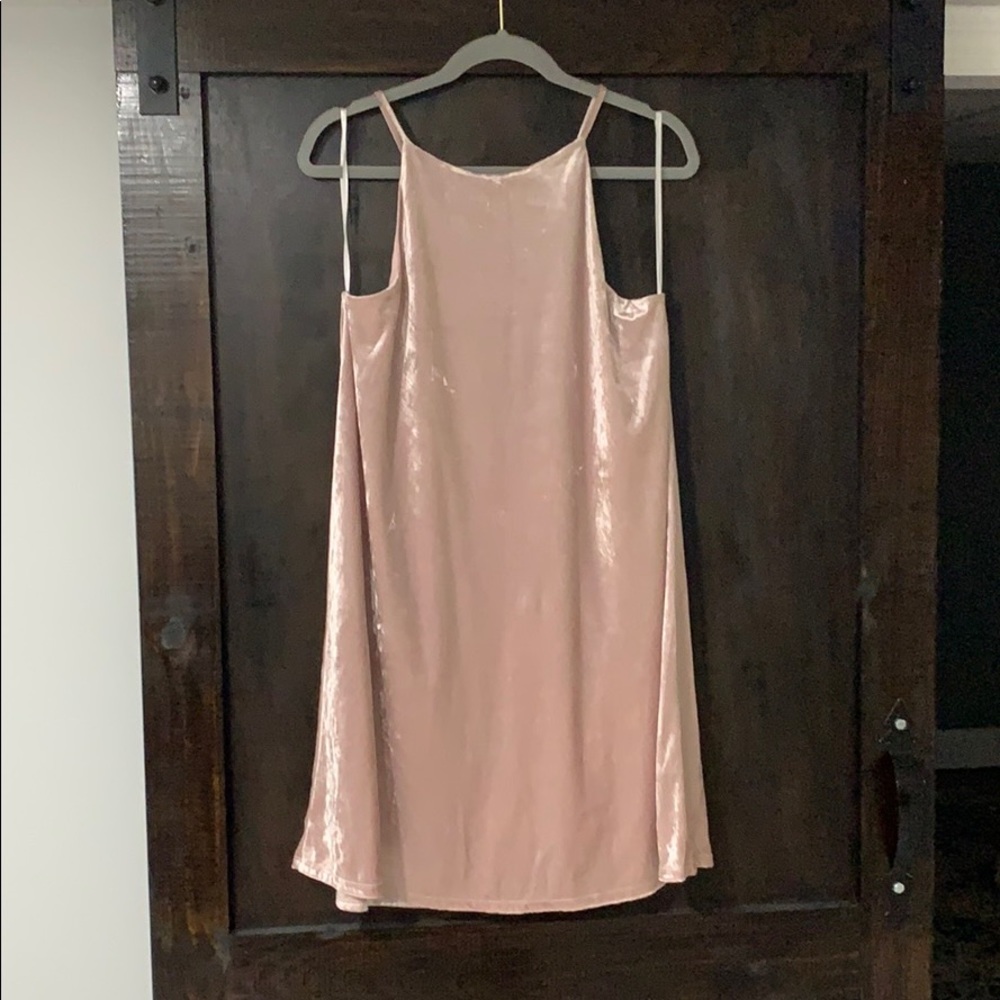 Velvet pink dress